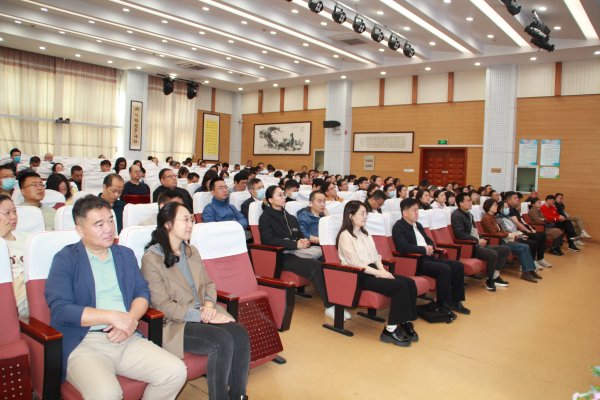 天宇优配 家有新生，共筑成长之路——山东师大附小家长学校开课啦